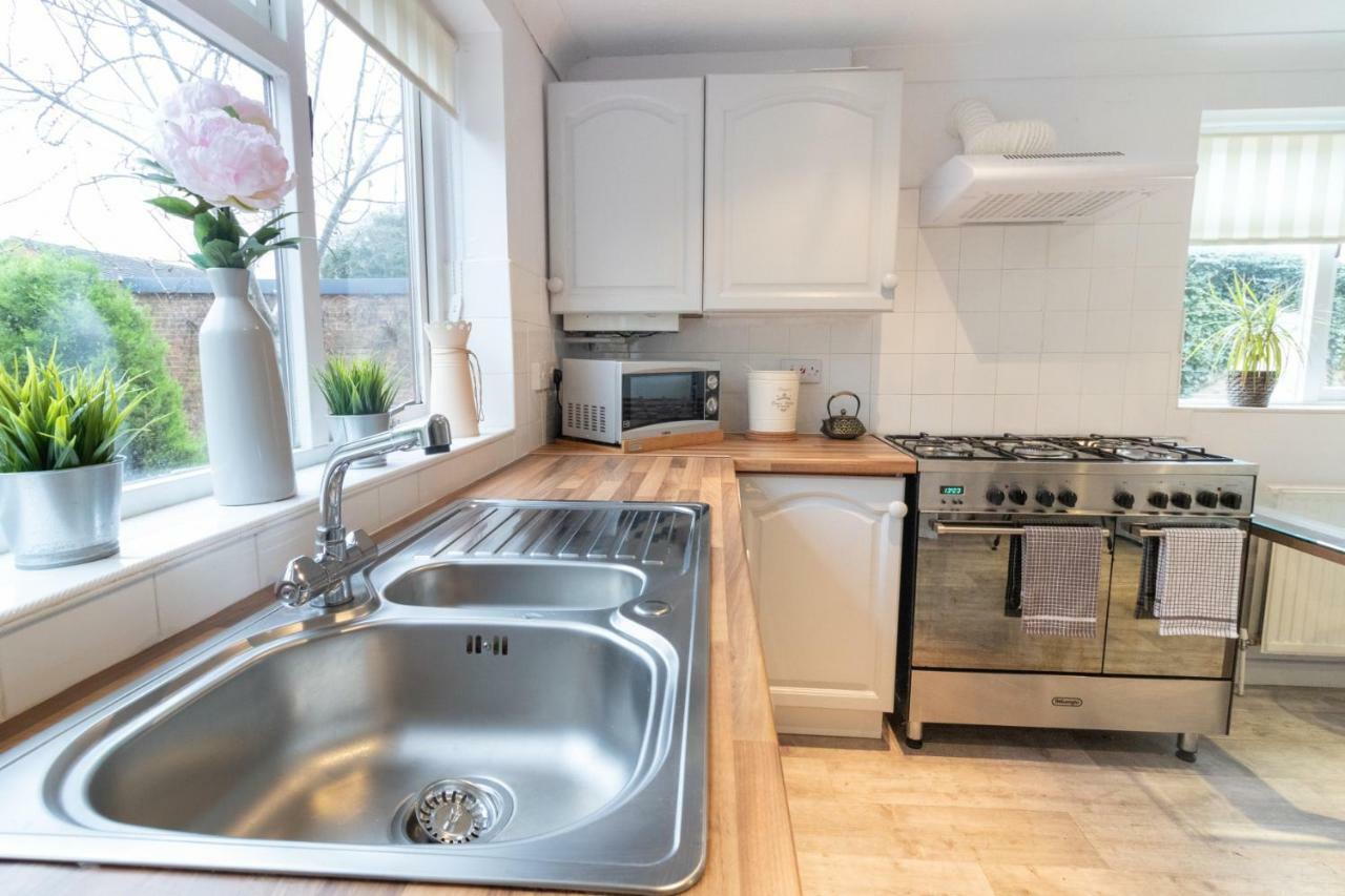 St Anne'S Serviced Accommodation - Bicester Oxfordshire Exteriér fotografie